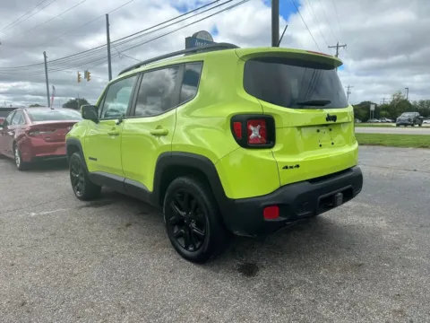 More photos of 2017 Jeep Renegade Altitude Sport Utility 4D at Instant Auto Sales Chillicothe, OH