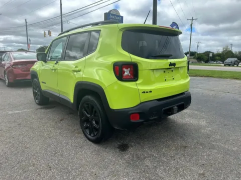 More photos of 2017 Jeep Renegade Altitude Sport Utility 4D at Instant Auto Sales Chillicothe, OH