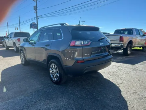 More photos of 2019 Jeep Cherokee Latitude Plus Sport Utility 4D at Instant Auto Sales Chillicothe, OH