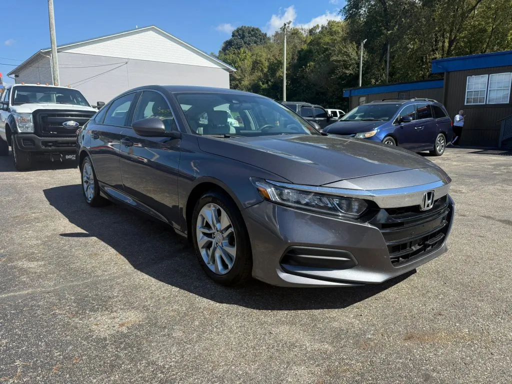 Honda Accord photo 3