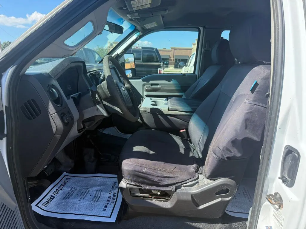 Ford F-250 photo 7