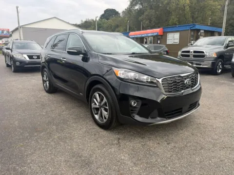 Another view of 2019 Kia Sorento EX Sport Utility 4D for sale in Chillicothe, OH at Instant Auto Sales Chillicothe