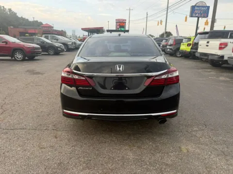 More photos of 2016 Honda Accord EX-L Sedan 4D at Instant Auto Sales Chillicothe, OH