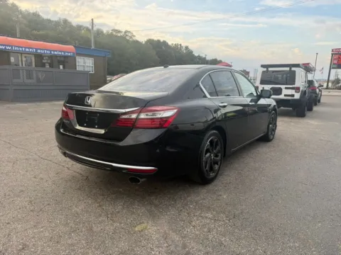 More photos of 2016 Honda Accord EX-L Sedan 4D at Instant Auto Sales Chillicothe, OH