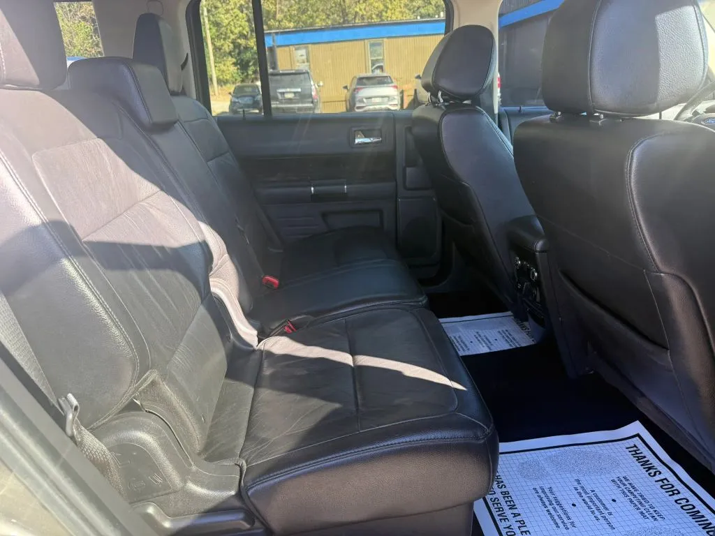 Ford Flex photo 9