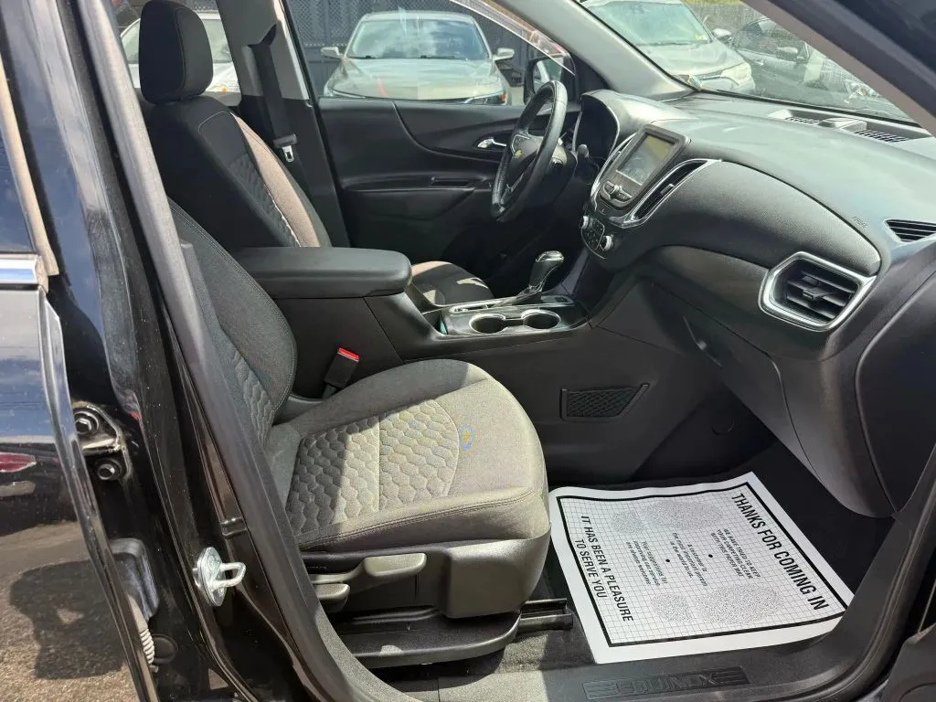 Chevrolet Equinox photo 8