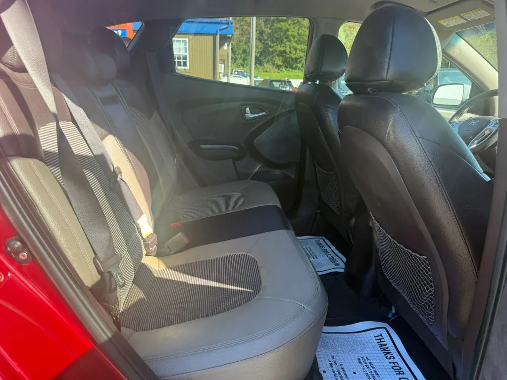 Hyundai Tucson photo 8