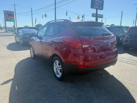 More photos of 2013 Hyundai Tucson GLS Sport Utility 4D at Instant Auto Sales Chillicothe, OH