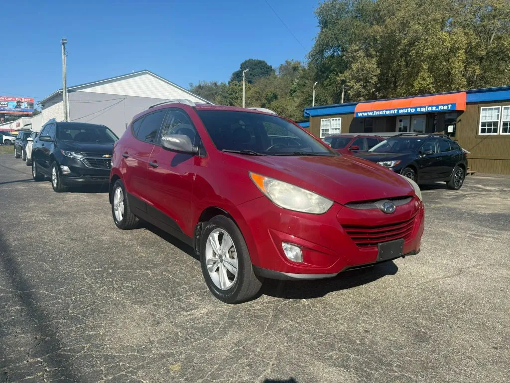 Hyundai Tucson photo 3