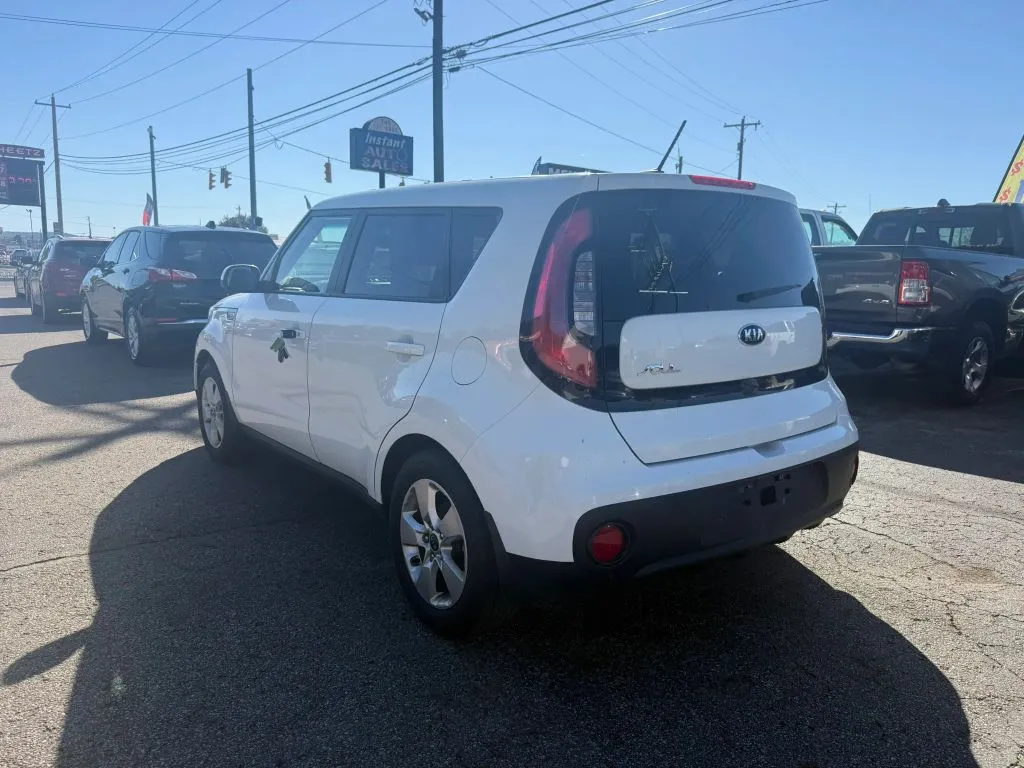 Kia Soul photo 6