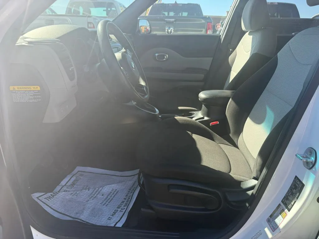 Kia Soul photo 7