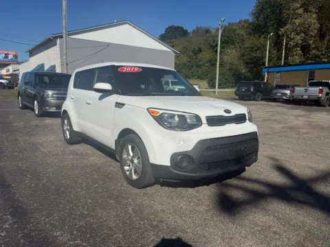 Another view of 2019 Kia Soul Wagon 4D for sale in Chillicothe, OH at Instant Auto Sales Chillicothe
