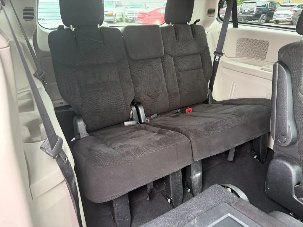 Dodge Grand Caravan photo 10