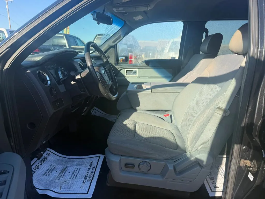 Ford F-150 photo 7