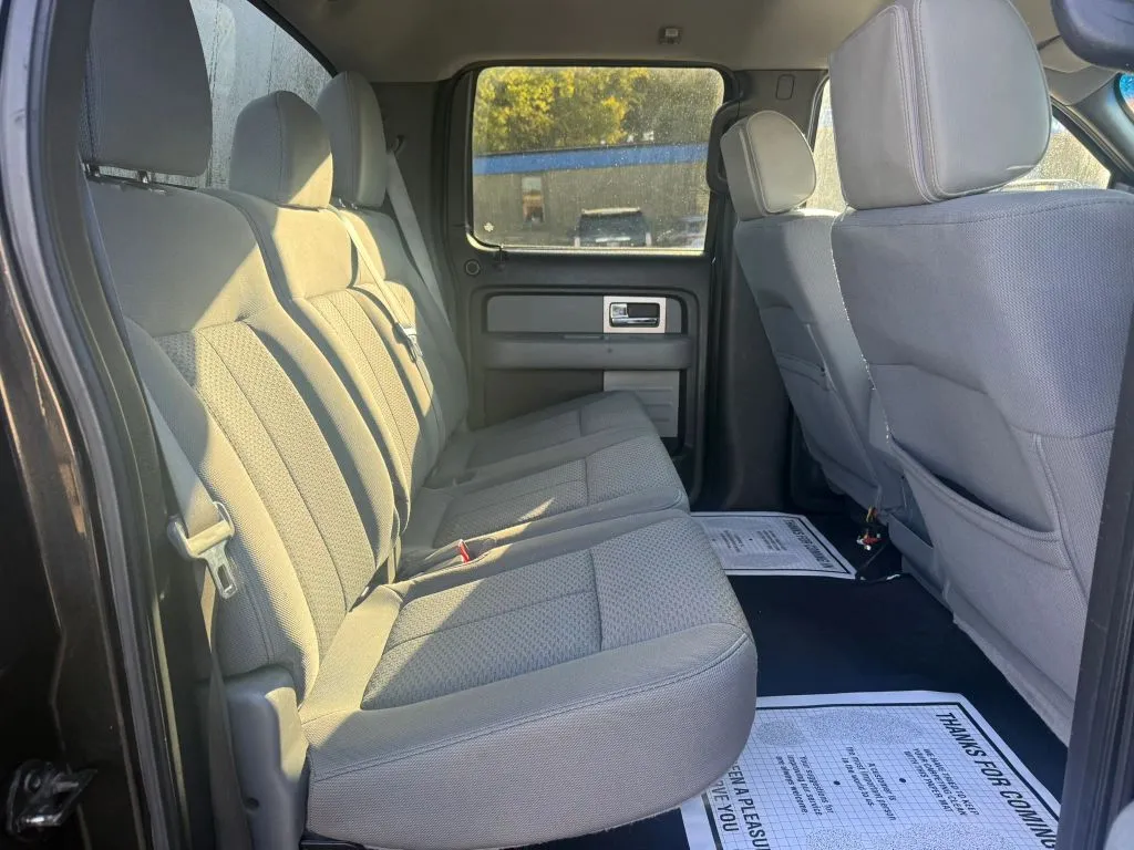 Ford F-150 photo 8