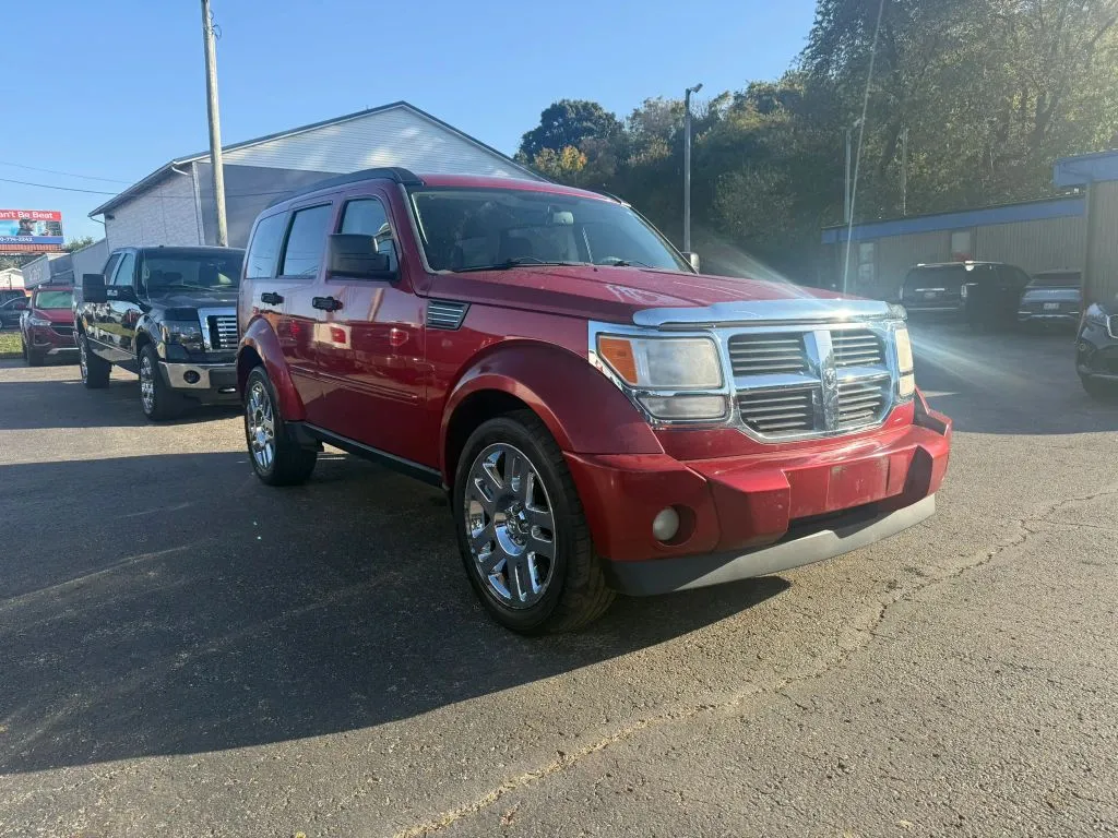 Dodge Nitro photo 3