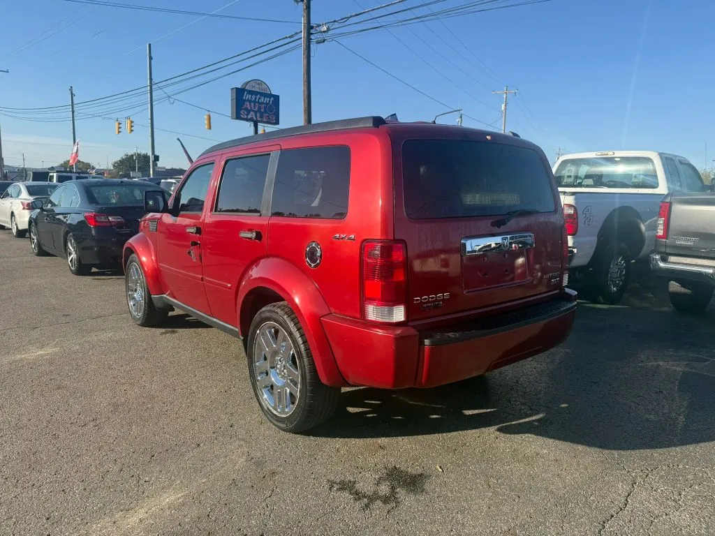 Dodge Nitro photo 6