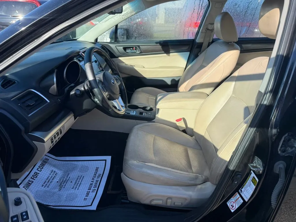 Subaru Legacy photo 7