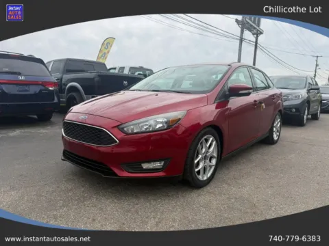 Red 2015 Ford Focus SE Sedan 4D for sale in Chillicothe, OH