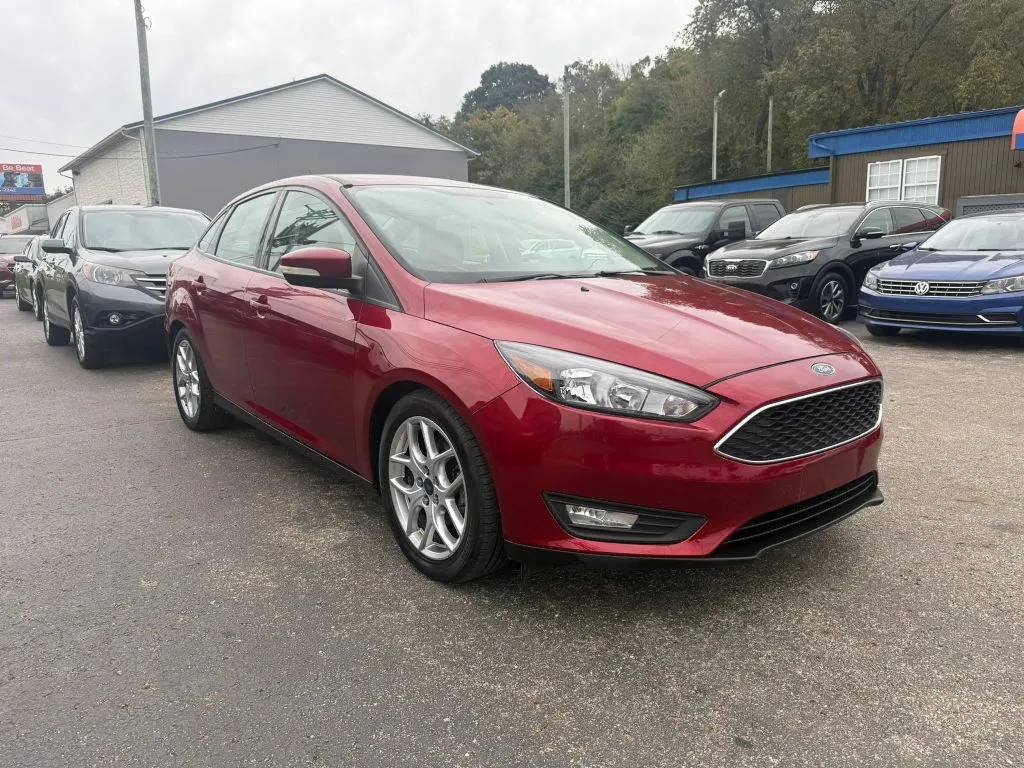 Ford Focus photo 3