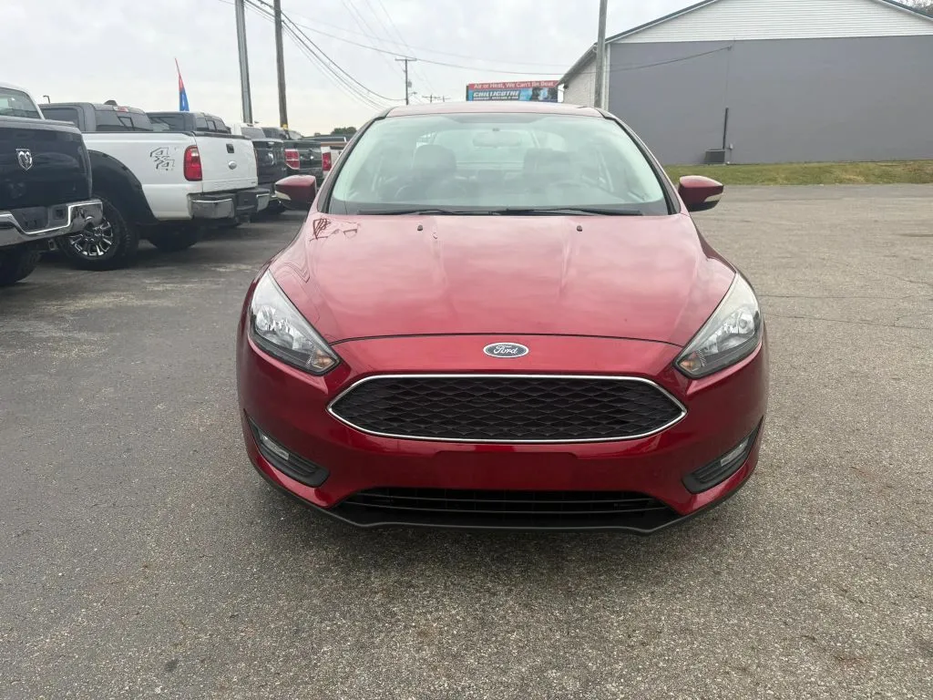 Ford Focus photo 2