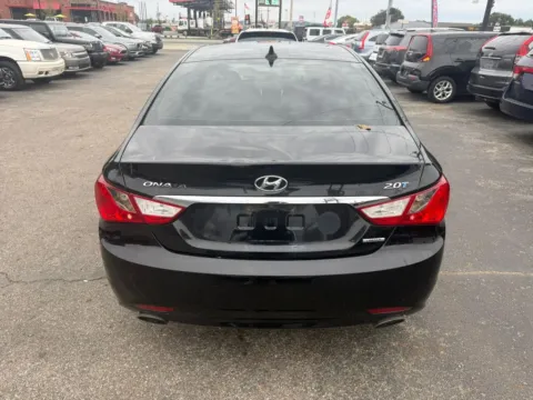 More photos of 2011 Hyundai Sonata Limited Sedan 4D at Instant Auto Sales Chillicothe, OH