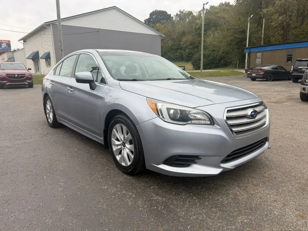 Subaru Legacy photo 3