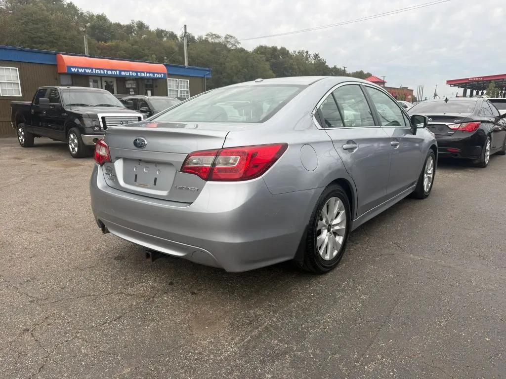 Subaru Legacy photo 6