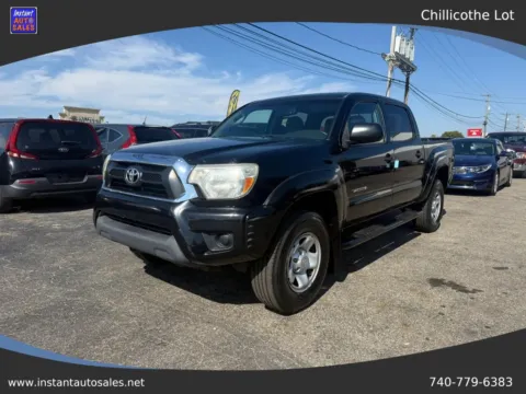Black 2013 Toyota Tacoma Double Cab PreRunner Pickup 4D 5 ft for sale in Chillicothe, OH