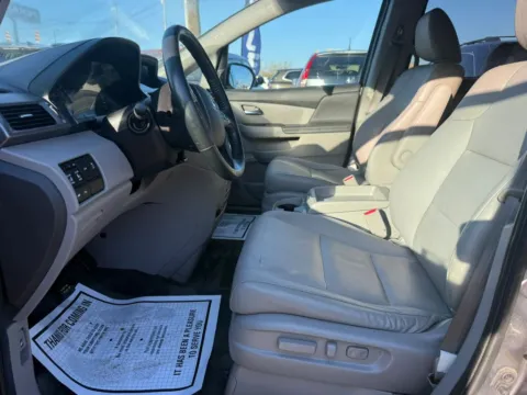 More photos of 2017 Honda Odyssey Touring Minivan 4D at Instant Auto Sales Chillicothe, OH