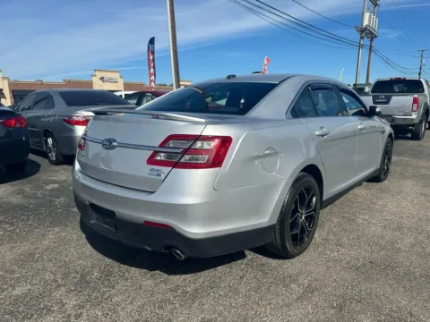More photos of 2018 Ford Taurus SEL Sedan 4D at Instant Auto Sales Chillicothe, OH