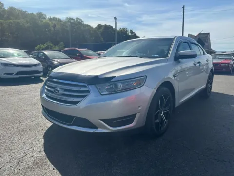 Another view of 2018 Ford Taurus SEL Sedan 4D for sale in Chillicothe, OH at Instant Auto Sales Chillicothe