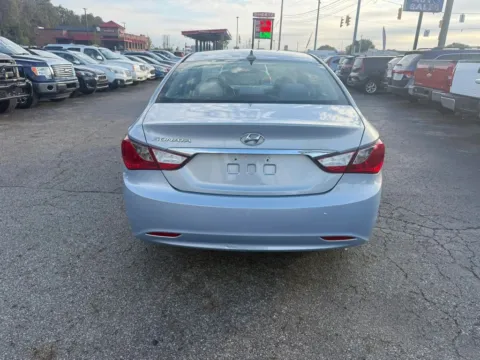 More photos of 2013 Hyundai Sonata GLS Sedan 4D at Instant Auto Sales Chillicothe, OH