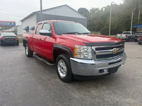 Another view of 2013 Chevrolet Silverado 1500 Extended Cab LT Pickup 4D 6 1/2 ft for sale in Chillicothe, OH at Instant Auto Sales Chillicothe