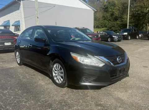 Another view of 2016 Nissan Altima 2.5 S Sedan 4D for sale in Chillicothe, OH at Instant Auto Sales Chillicothe