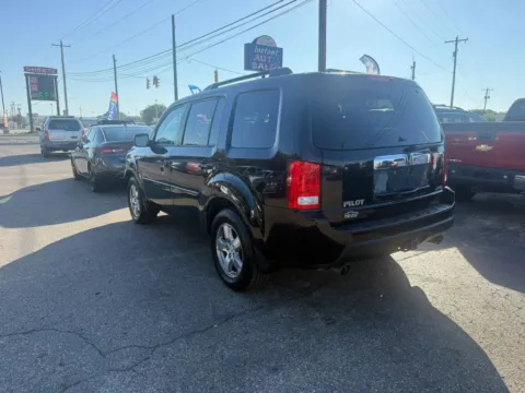 More photos of 2011 Honda Pilot EX-L Sport Utility 4D at Instant Auto Sales Chillicothe, OH