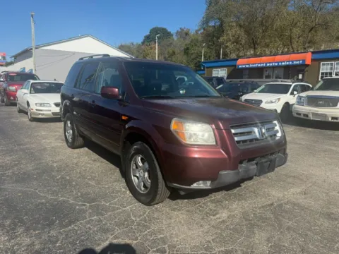 Another view of 2008 Honda Pilot EX-L Sport Utility 4D for sale in Chillicothe, OH at Instant Auto Sales Chillicothe