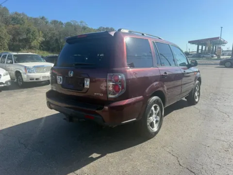 More photos of 2008 Honda Pilot EX-L Sport Utility 4D at Instant Auto Sales Chillicothe, OH