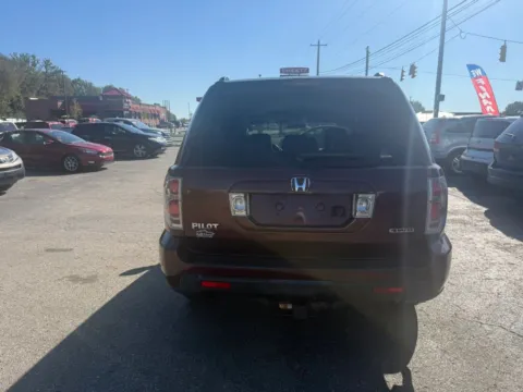 More photos of 2008 Honda Pilot EX-L Sport Utility 4D at Instant Auto Sales Chillicothe, OH