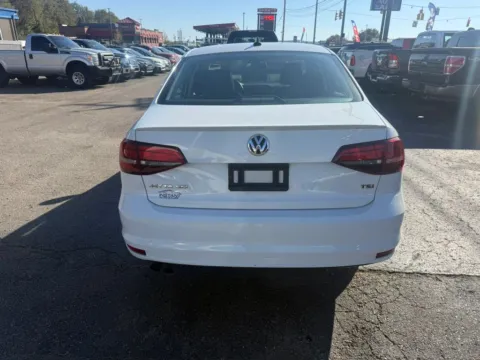 More photos of 2013 Volkswagen Jetta 2.0L S Sedan 4D at Instant Auto Sales Chillicothe, OH
