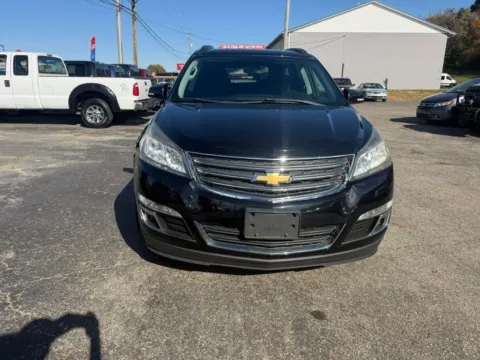 Photos of 2017 Chevrolet Traverse LT Sport Utility 4D for sale in Chillicothe, OH at Instant Auto Sales Chillicothe