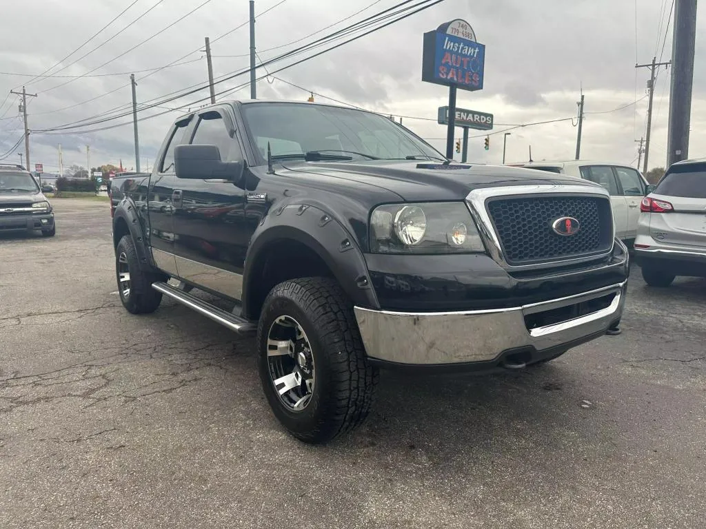2007 Ford F-150 Super Cab XL Pickup 4D 8 ft for sale in Chillicothe, OH