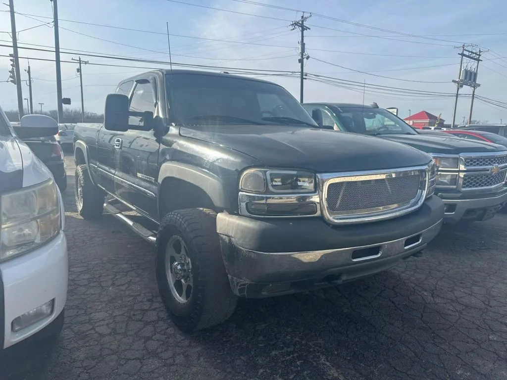 2002 GMC Sierra 2500 HD Extended Cab Short Bed for sale in Chillicothe, OH