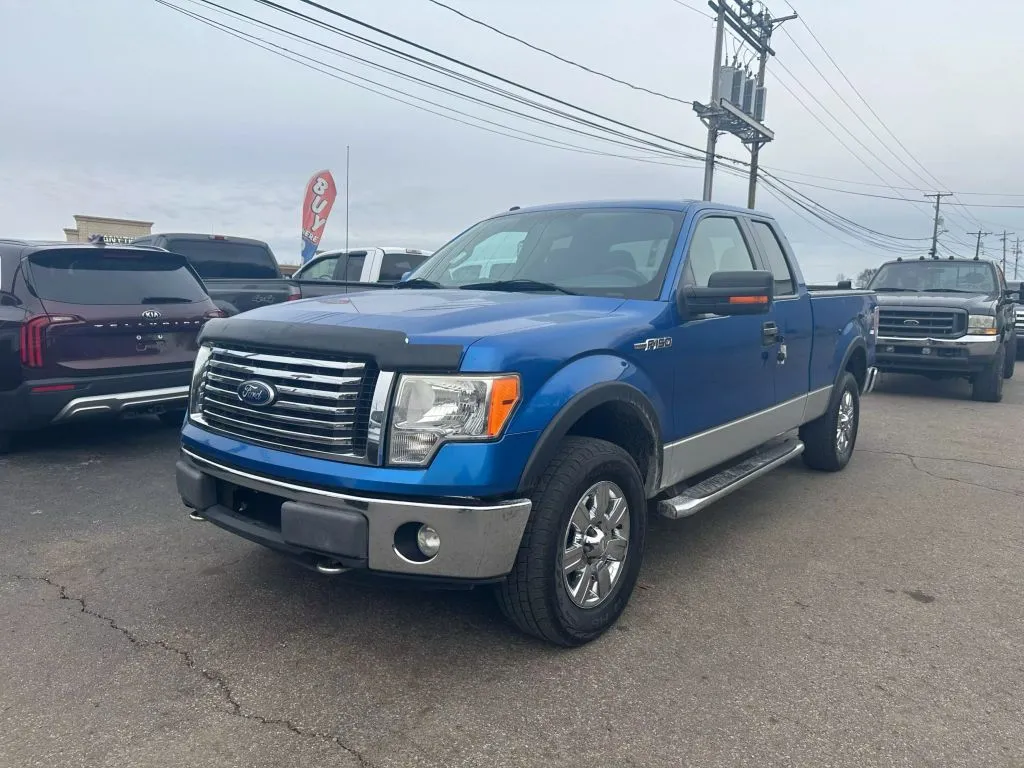 2011 Ford F-150 Super Cab XLT Pickup 4D 6 1/2 ft for sale in Chillicothe, OH
