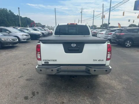 More photos of 2015 Nissan Frontier King Cab SV Pickup 2D 6 ft at Instant Auto Sales Chillicothe, OH