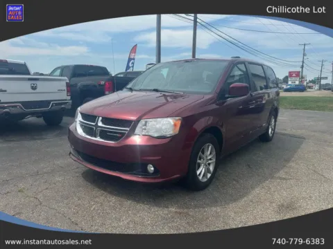 Red 2019 Dodge Grand Caravan Passenger SXT Minivan 4D for sale in Chillicothe, OH