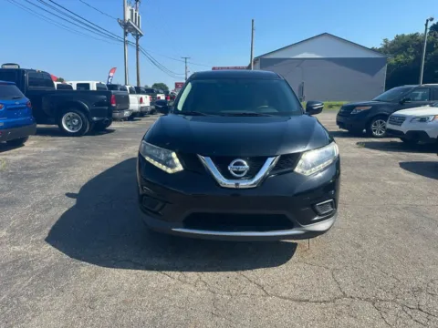 Photos of 2014 Nissan Rogue S Sport Utility 4D for sale in Chillicothe, OH at Instant Auto Sales Chillicothe