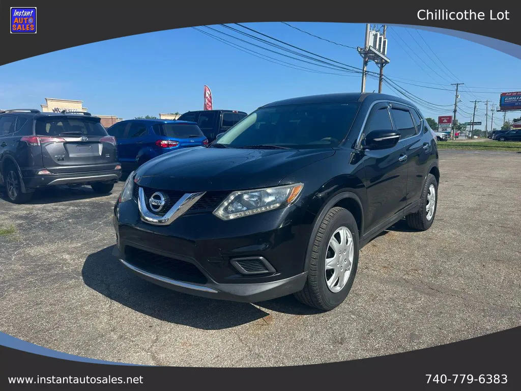 Black 2014 Nissan Rogue S Sport Utility 4D for sale in Chillicothe, OH