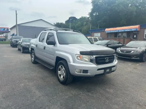 Another view of 2009 Honda Ridgeline RT Pickup 4D 5 ft for sale in Chillicothe, OH at Instant Auto Sales Chillicothe