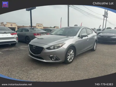 White 2014 MAZDA MAZDA3 i Grand Touring Sedan 4D for sale in Chillicothe, OH